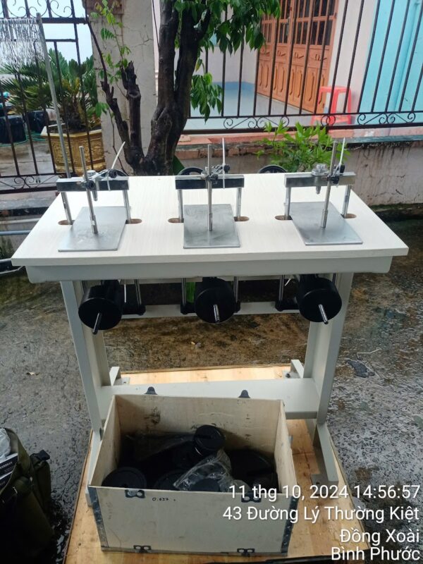 máy nén đất tam liên trung áp
