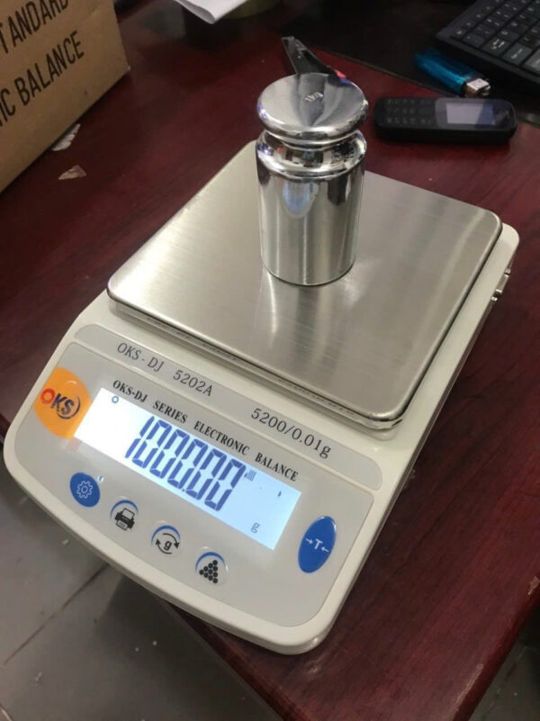 cân kỹ thuật oks 5200g